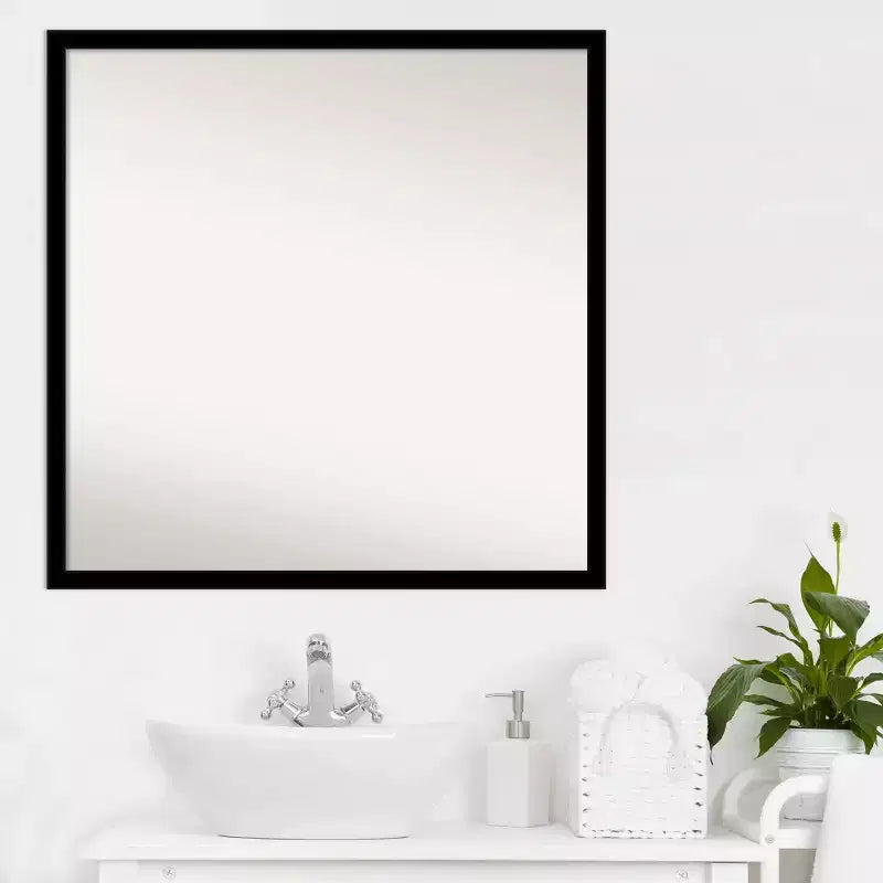 Miroir mural de salle de bain 28" x 28", non biseauté, cadre carré moderne en polystyrène noir de jais, matériel de montage inclus