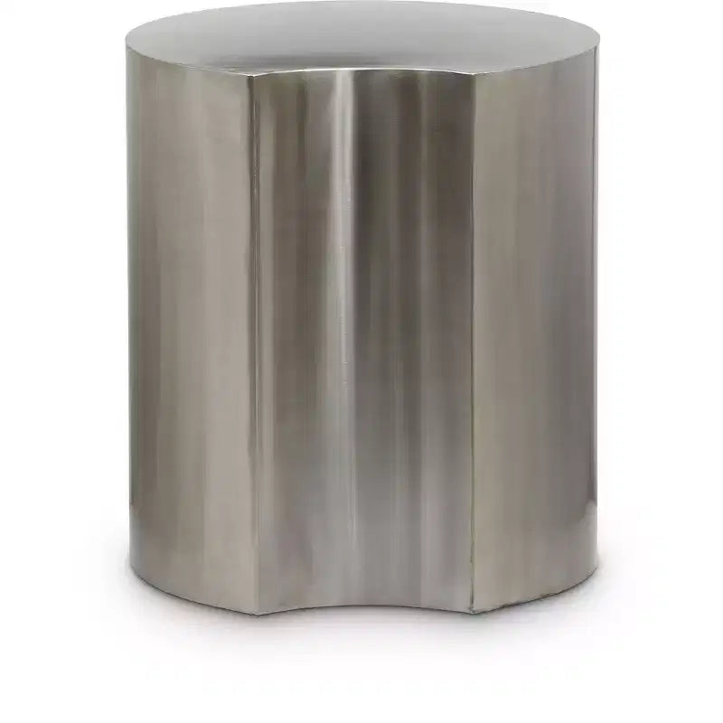 Table d'appoint irrégulière
