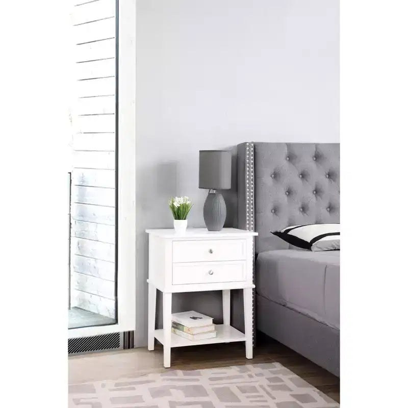Table de chevet à 2 tiroirs (71,12 cm H x 55,88 cm L x 40,64 cm P)
